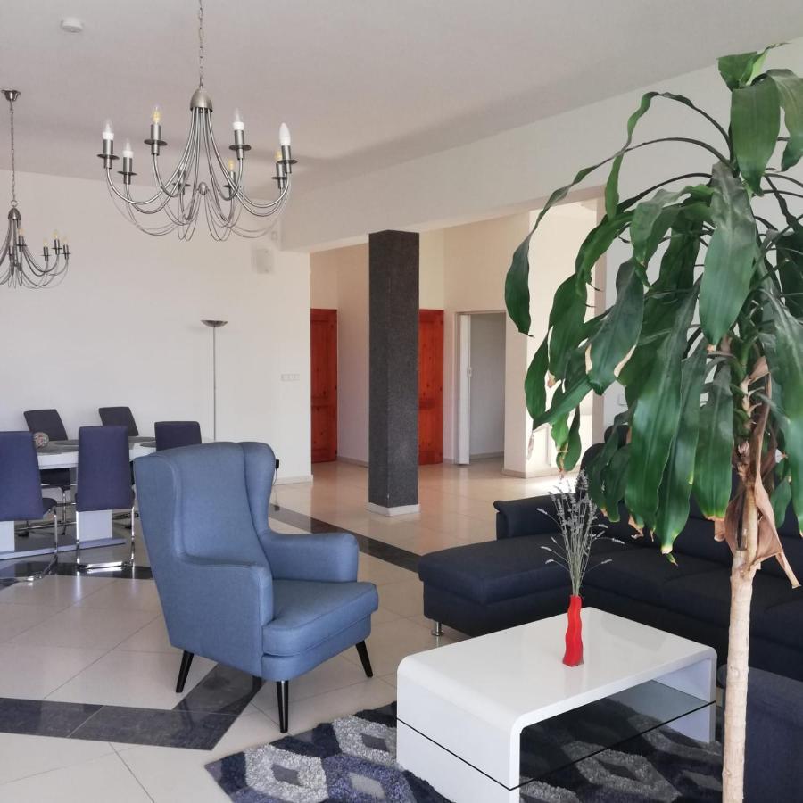 Rezident Consult S.R.O. Otel Bratislava Dış mekan fotoğraf