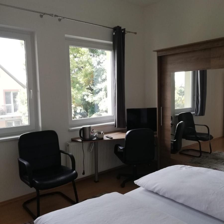 Rezident Consult S.R.O. Otel Bratislava Dış mekan fotoğraf