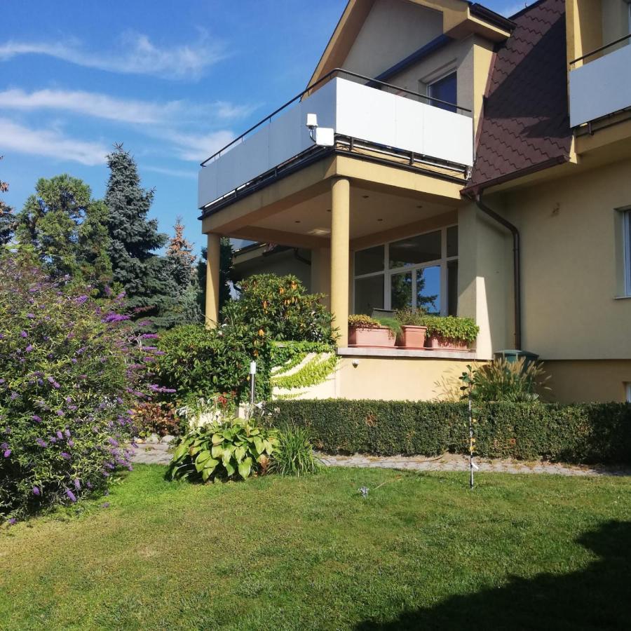 Rezident Consult S.R.O. Otel Bratislava Dış mekan fotoğraf